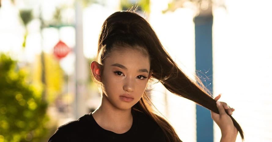 girl with a cheer ponytail